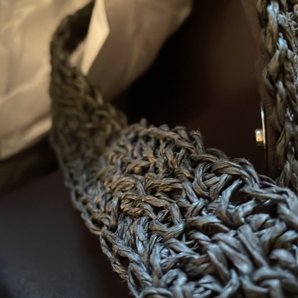 🆕 LOFT Fringed Straw Tote Bag - Picture 6 of 7